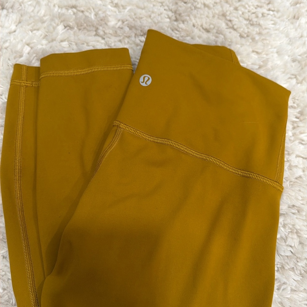 Lululemon leggings